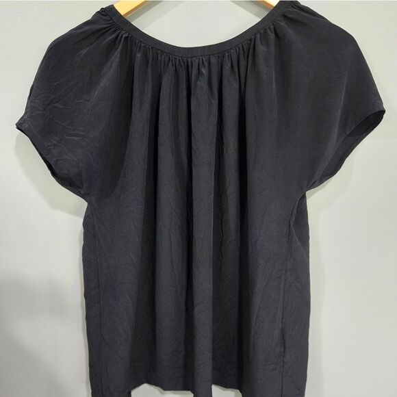 🐢 Kate Spade Silk V Neck blouse with ties Size 6 - Picture 2 of 5